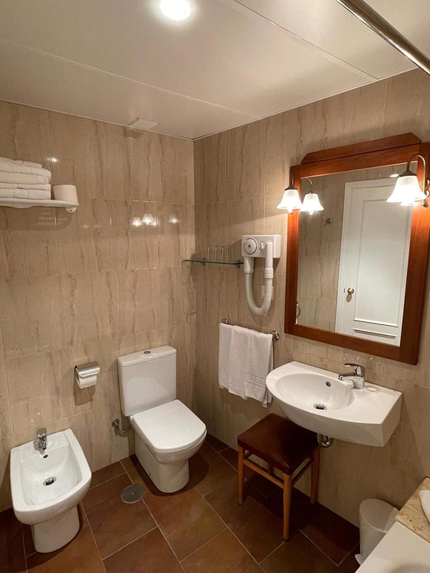 Hotel Amandi O Grove Zewnętrze zdjęcie